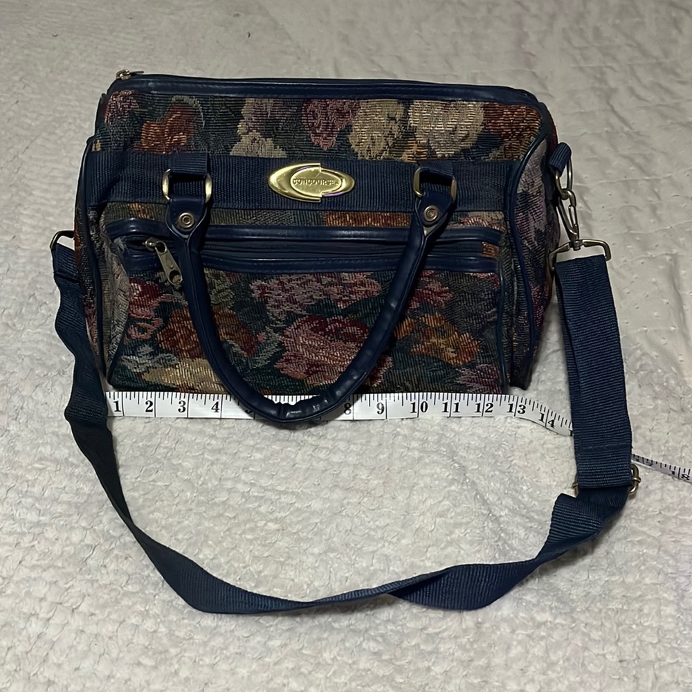 Vintage Concourse Floral Travel Bag